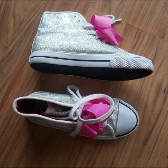 Jojo Siwa | Shoes - size 4.5 - Picture 2 of 12